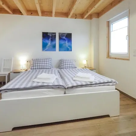 בית נופש Ferienpark Wolfsschlucht *